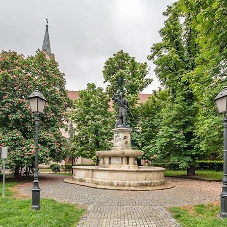 Castle View - New - Romantic Budapest Exterior foto